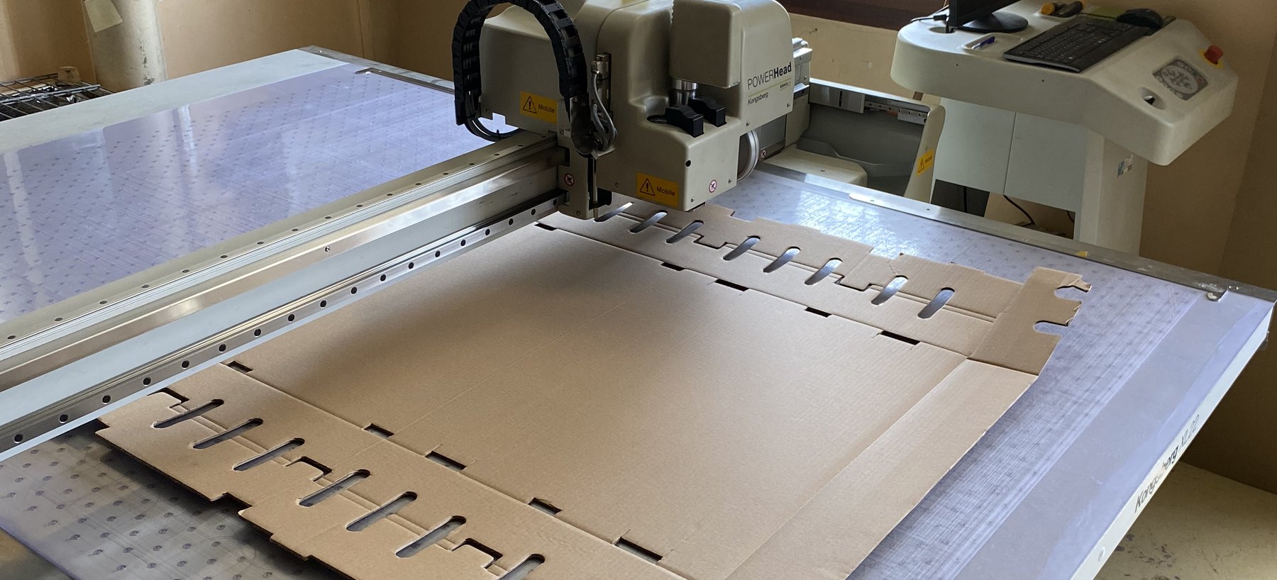 Machine de prototypage — bureau d'études Emballages Diffusion