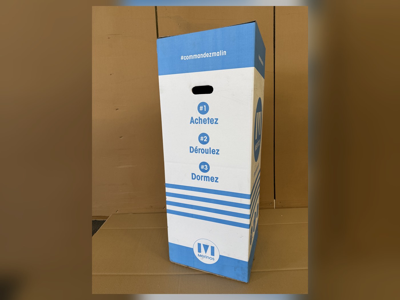 Caisse carton imprimée en quadrichromie pour un client — Emballages Diffusion